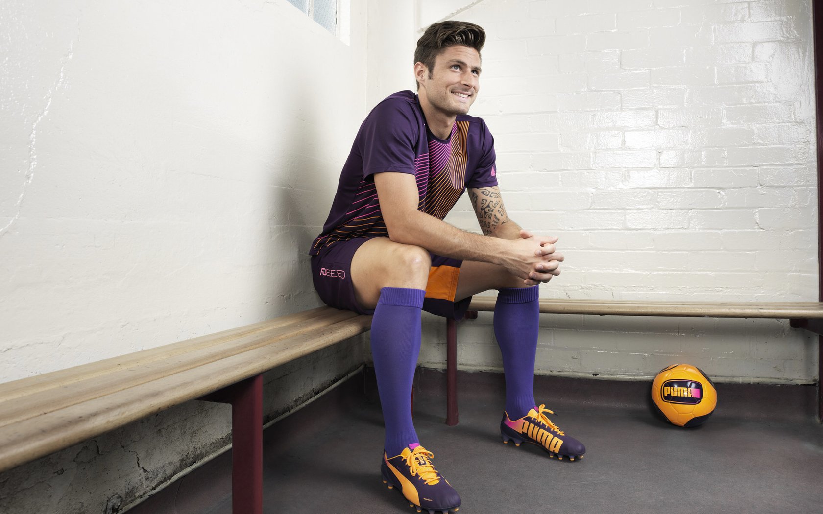 五大联赛教练是否更倾向于使用多位置球员提升容错率,五大联赛现任教练